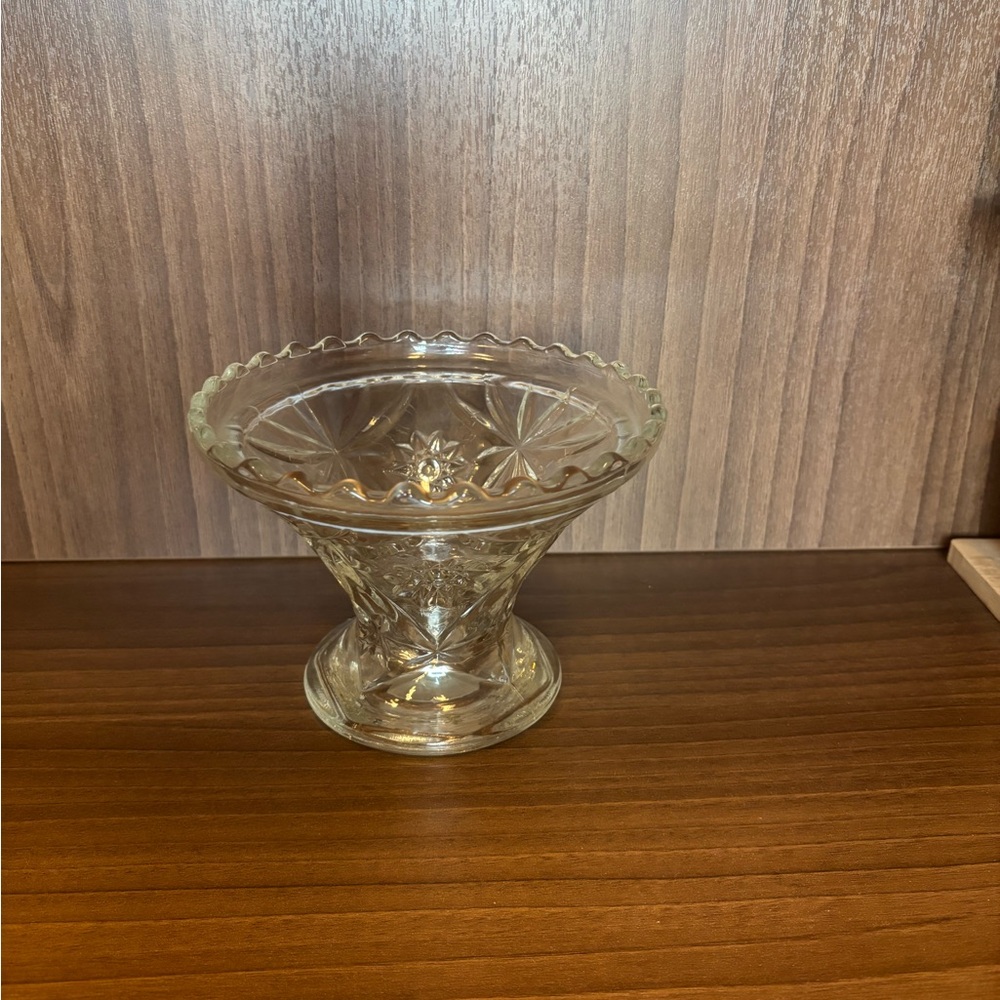 Crystal Clear Glass Accent Vase